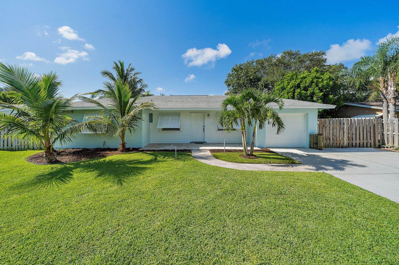 446 Dover Road - Photo 1