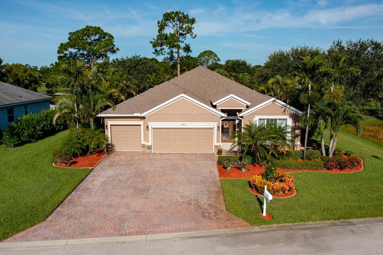 6455 Parklane Court - Photo 1