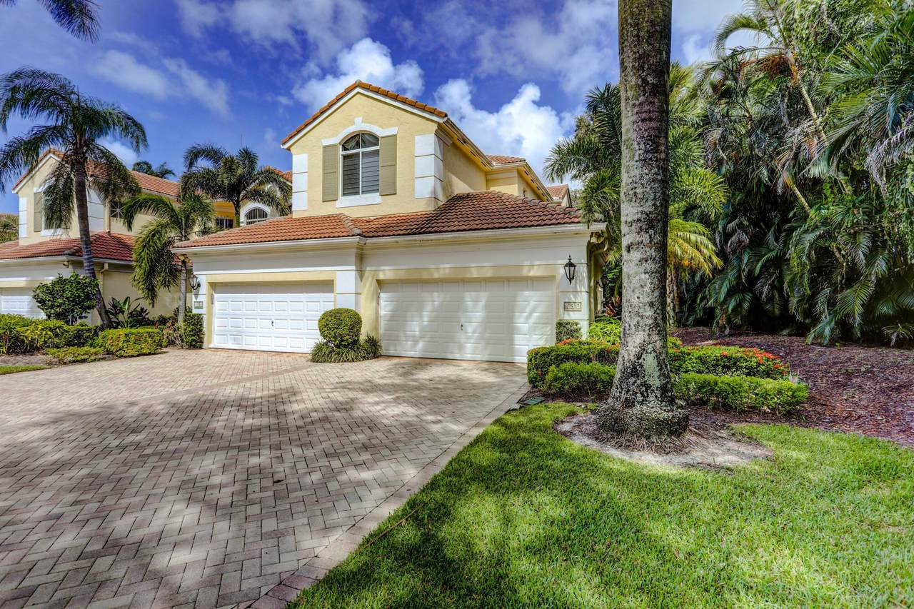 103 Palm Bay Circle - Photo 1