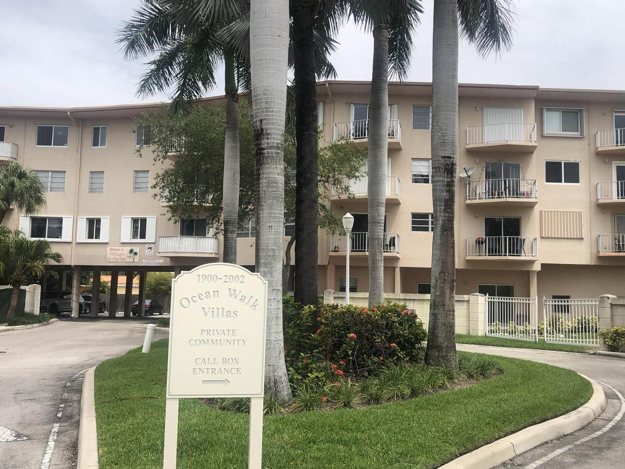 1967 Ocean Boulevard - Photo 1