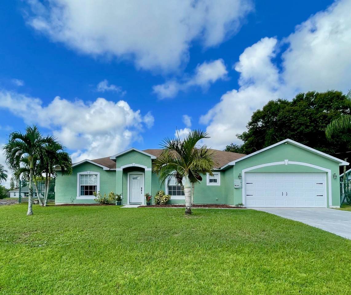 1836 Fallon Drive - Photo 1