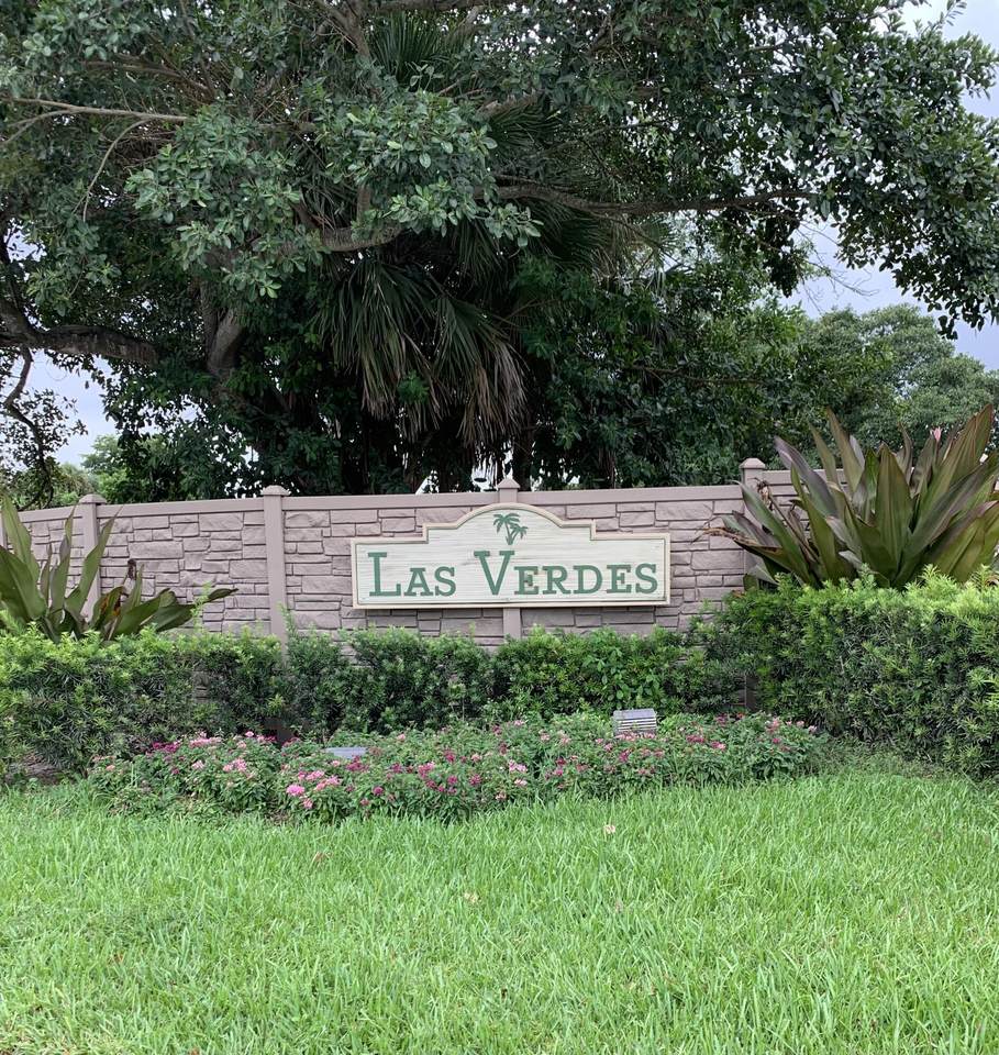 5100 Las Verdes Circle - Photo 1