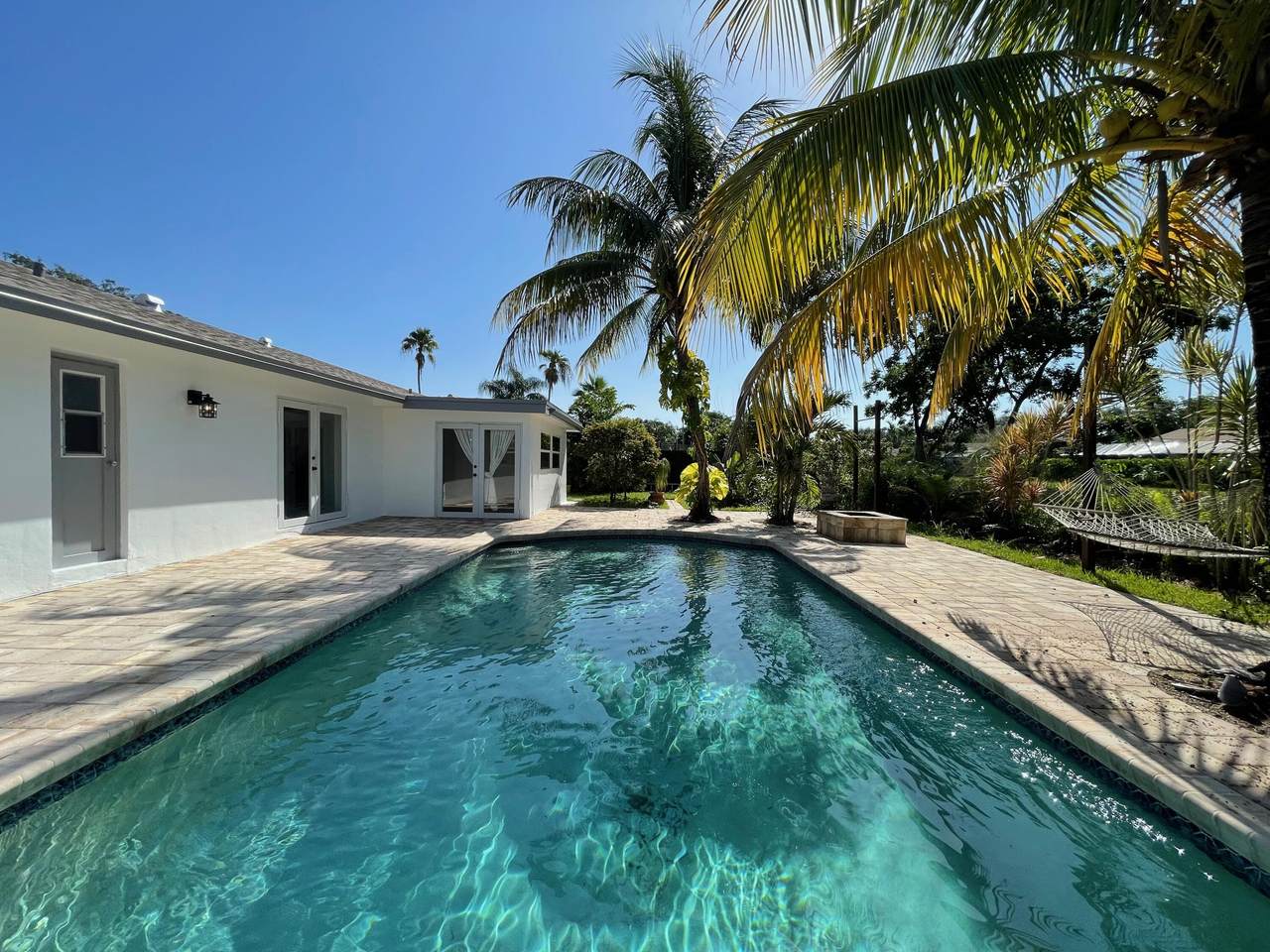 2636 32nd Street - Photo 1