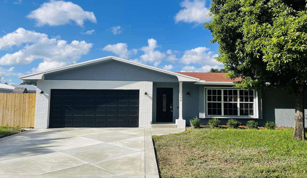 1775 8th Street - Photo 1
