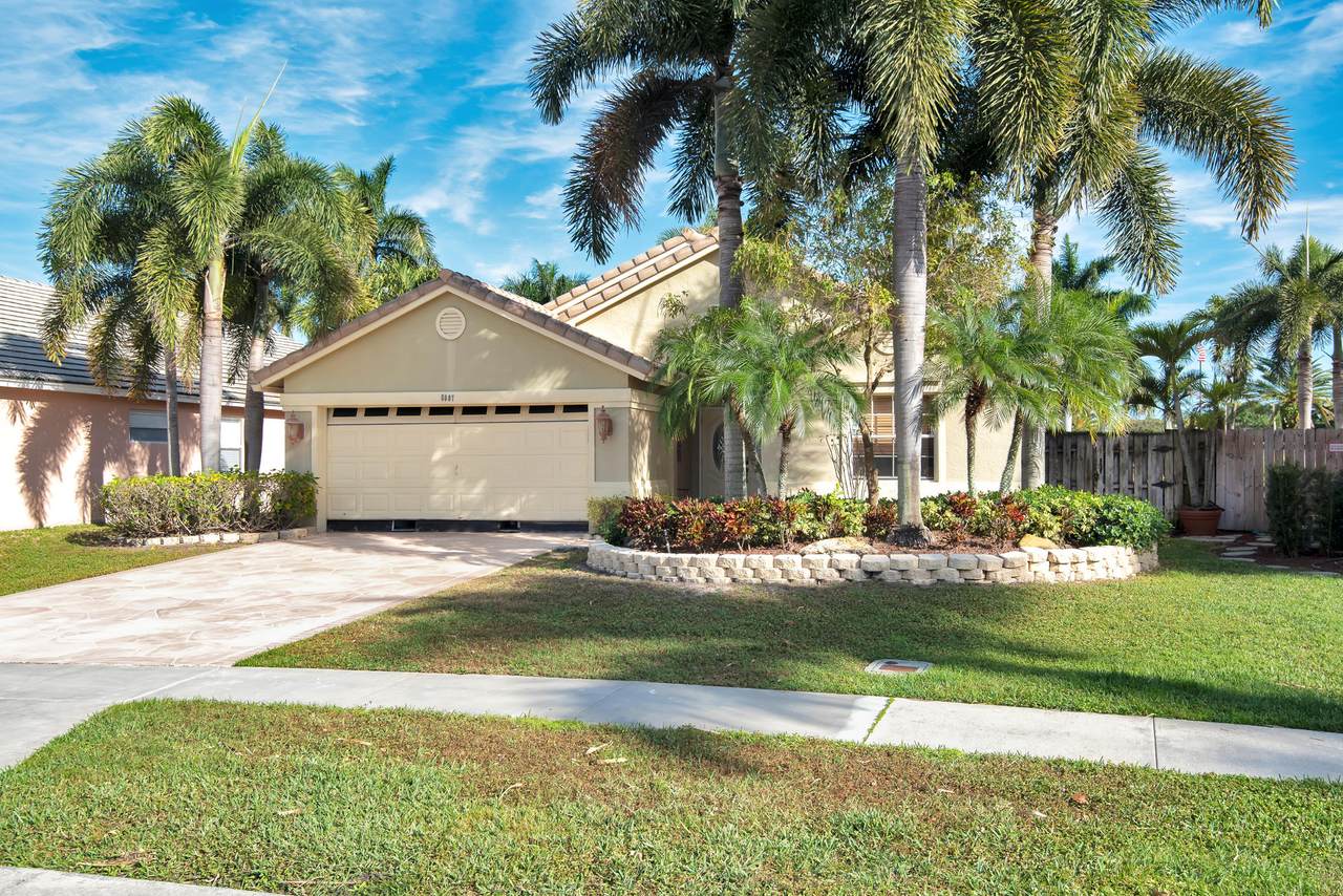 8697 Windy Circle - Photo 1