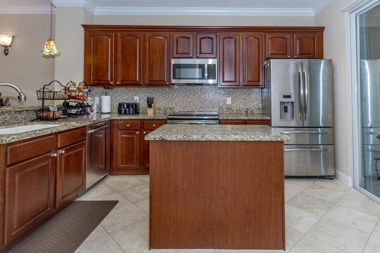 2891 Greenleaf Circle - Photo 1