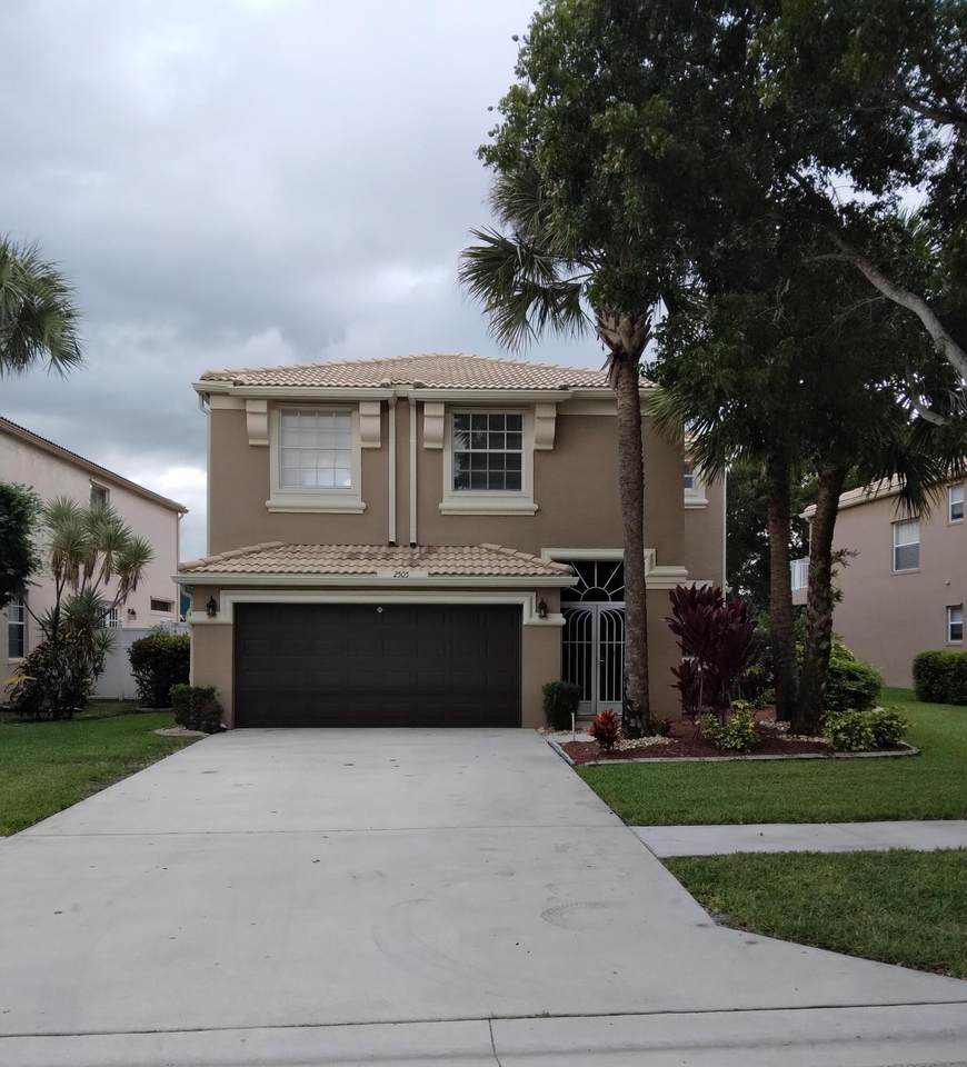 2505 Glendale Drive - Photo 1