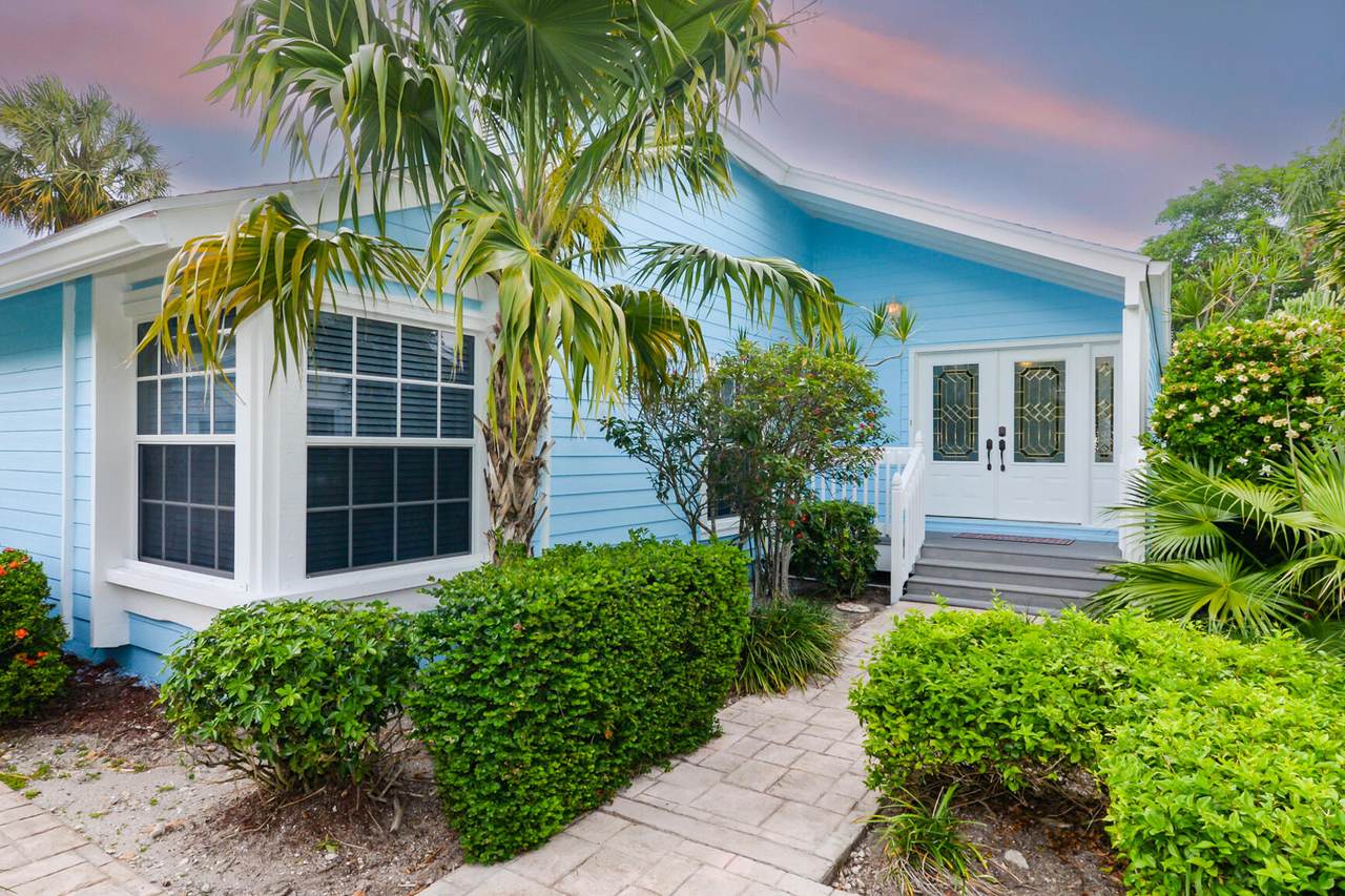 4051 Breakwater Drive - Photo 1