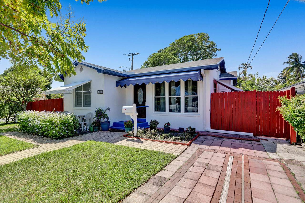 348 4th Avenue - Photo 1