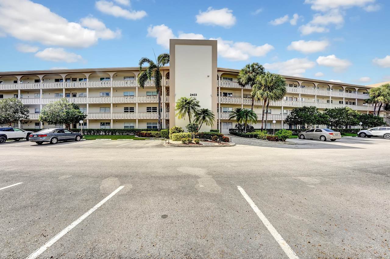 2403 Antigua Circle - Photo 1