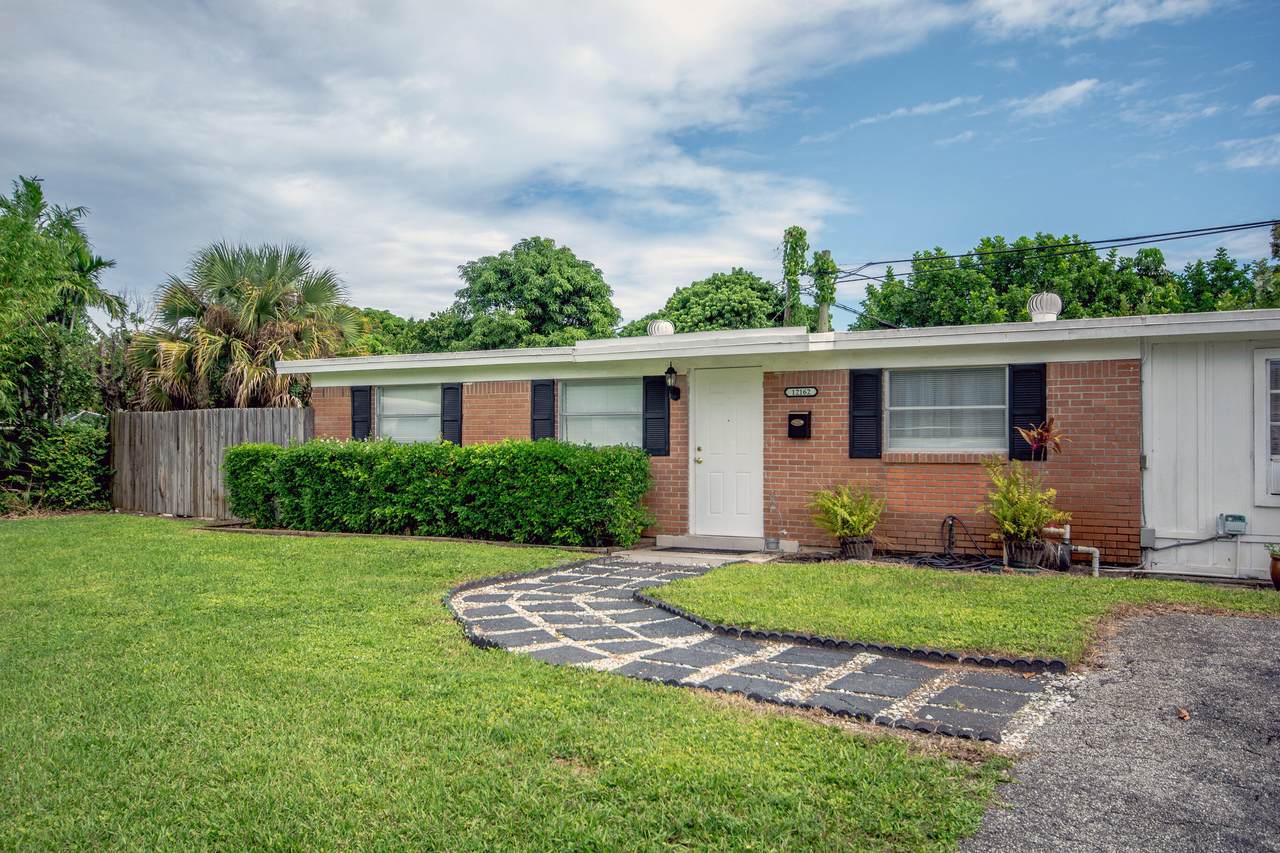 12162 Acapulco Avenue - Photo 1