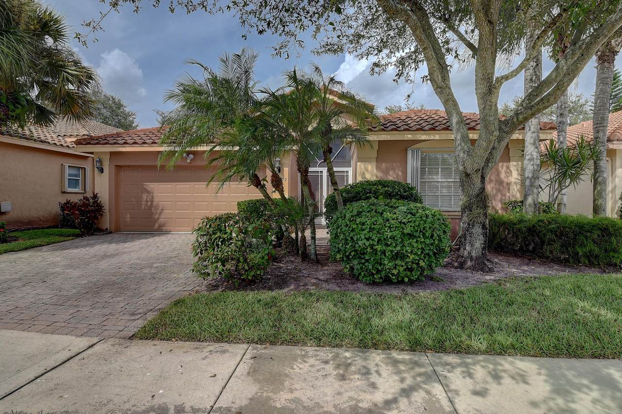 7609 Trapani Lane - Photo 1