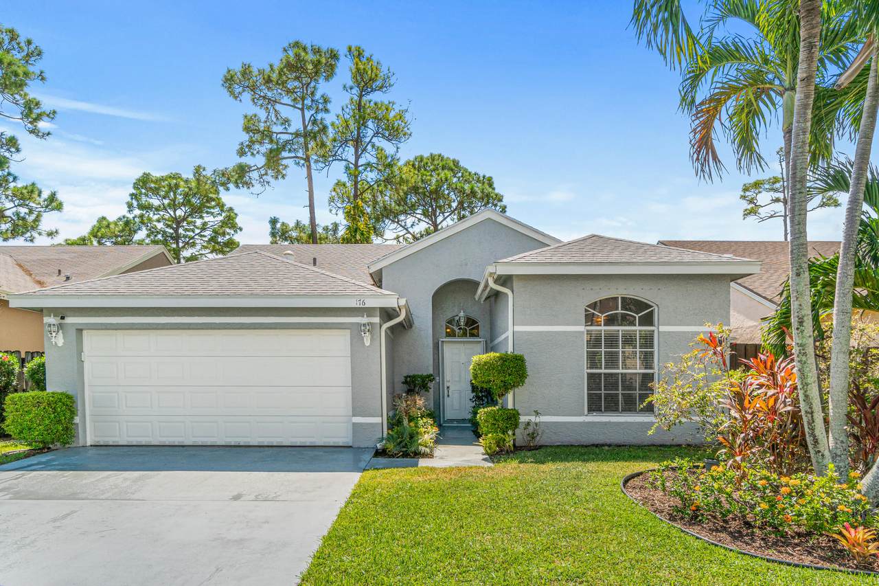 176 Heatherwood Drive - Photo 1