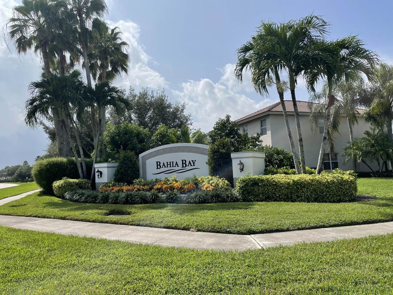 4122 Bahia Isle Circle - Photo 1