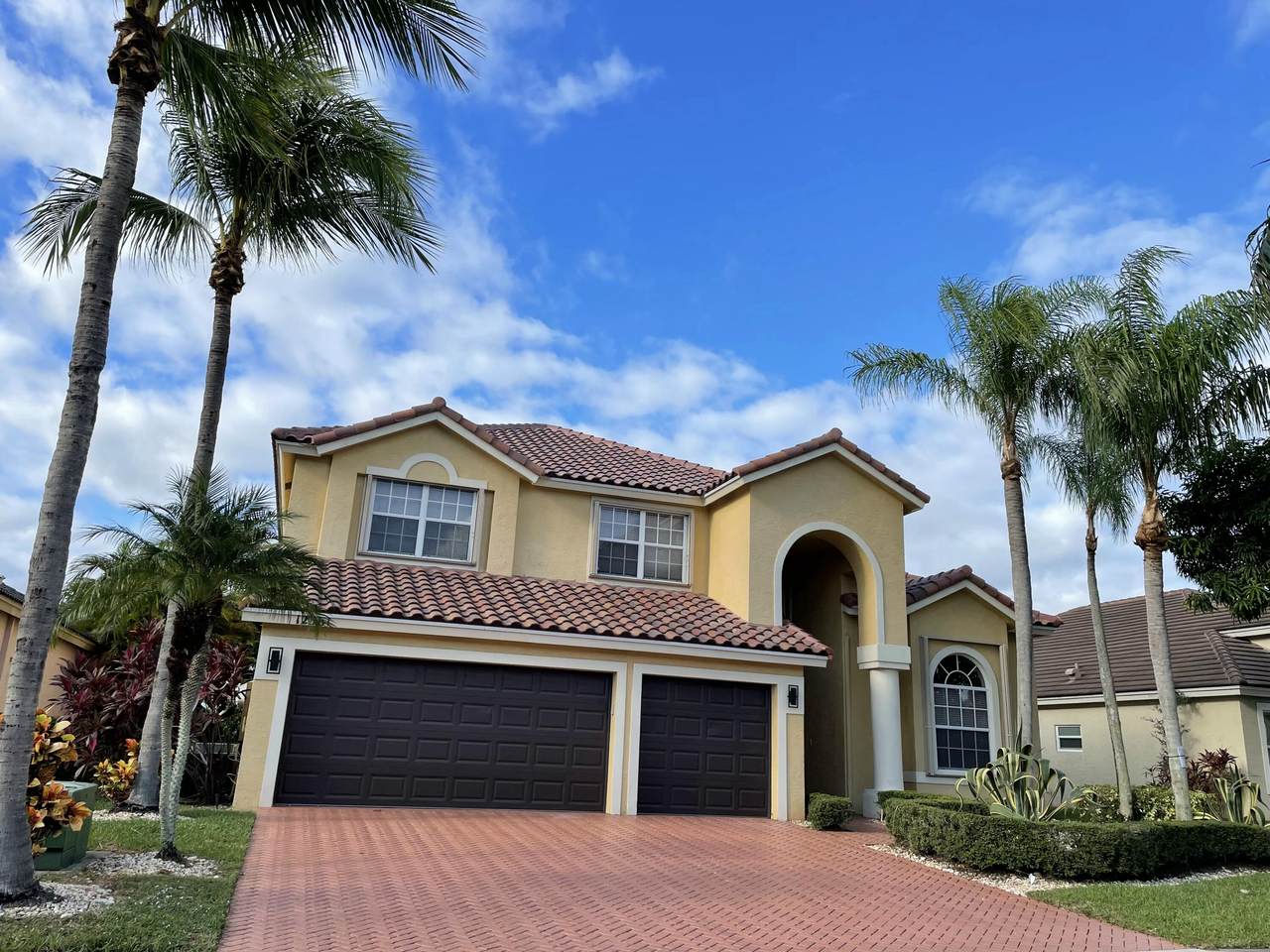 12361 Cascades Pointe Drive - Photo 1