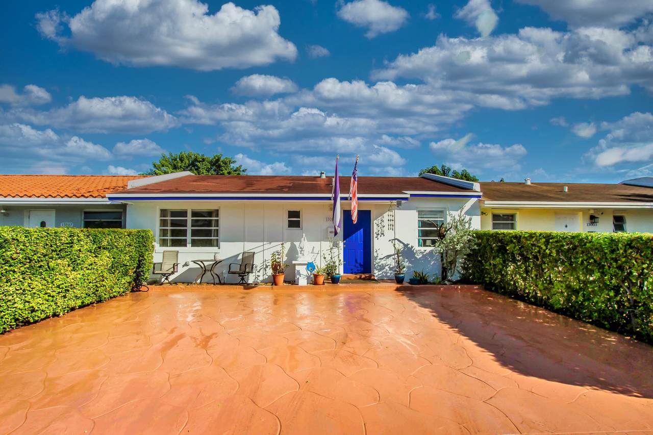 13005 51st Street - Photo 1