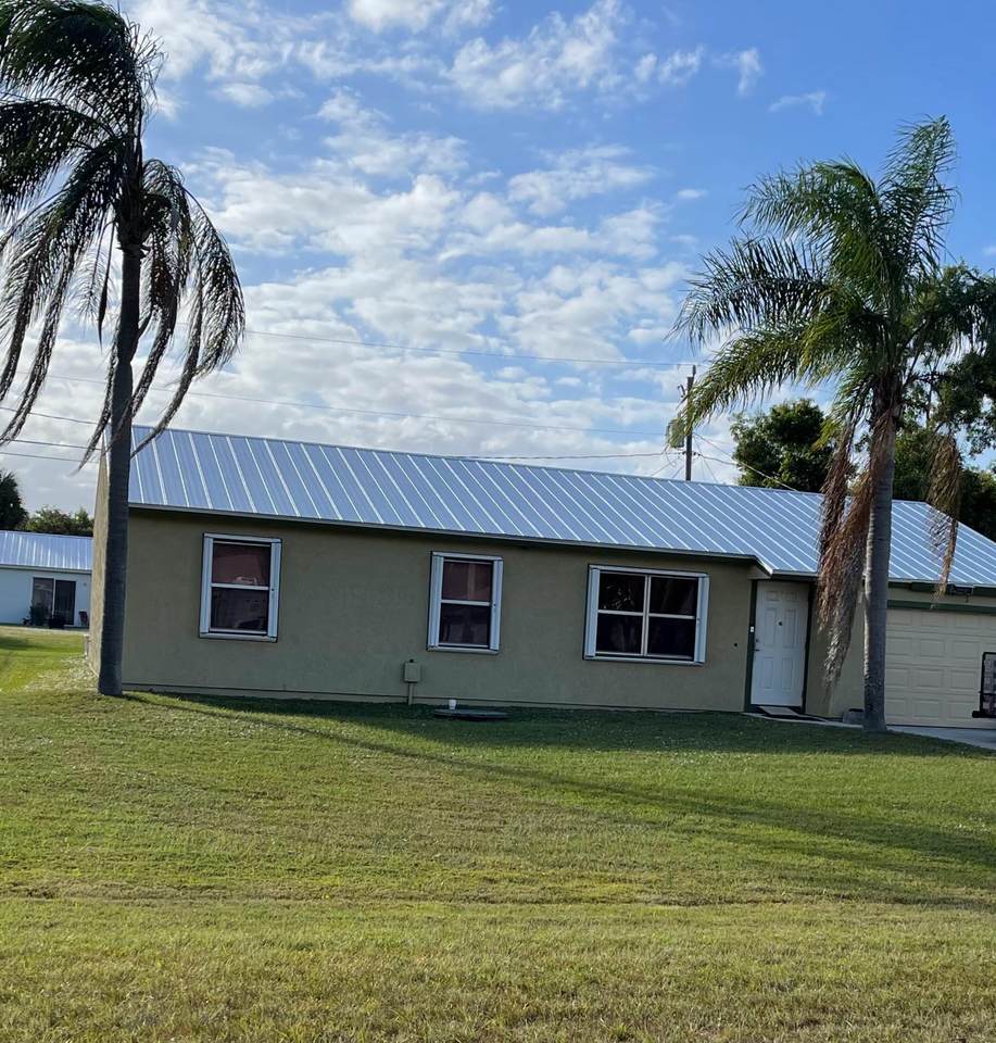 2252 Berkshire Boulevard - Photo 1