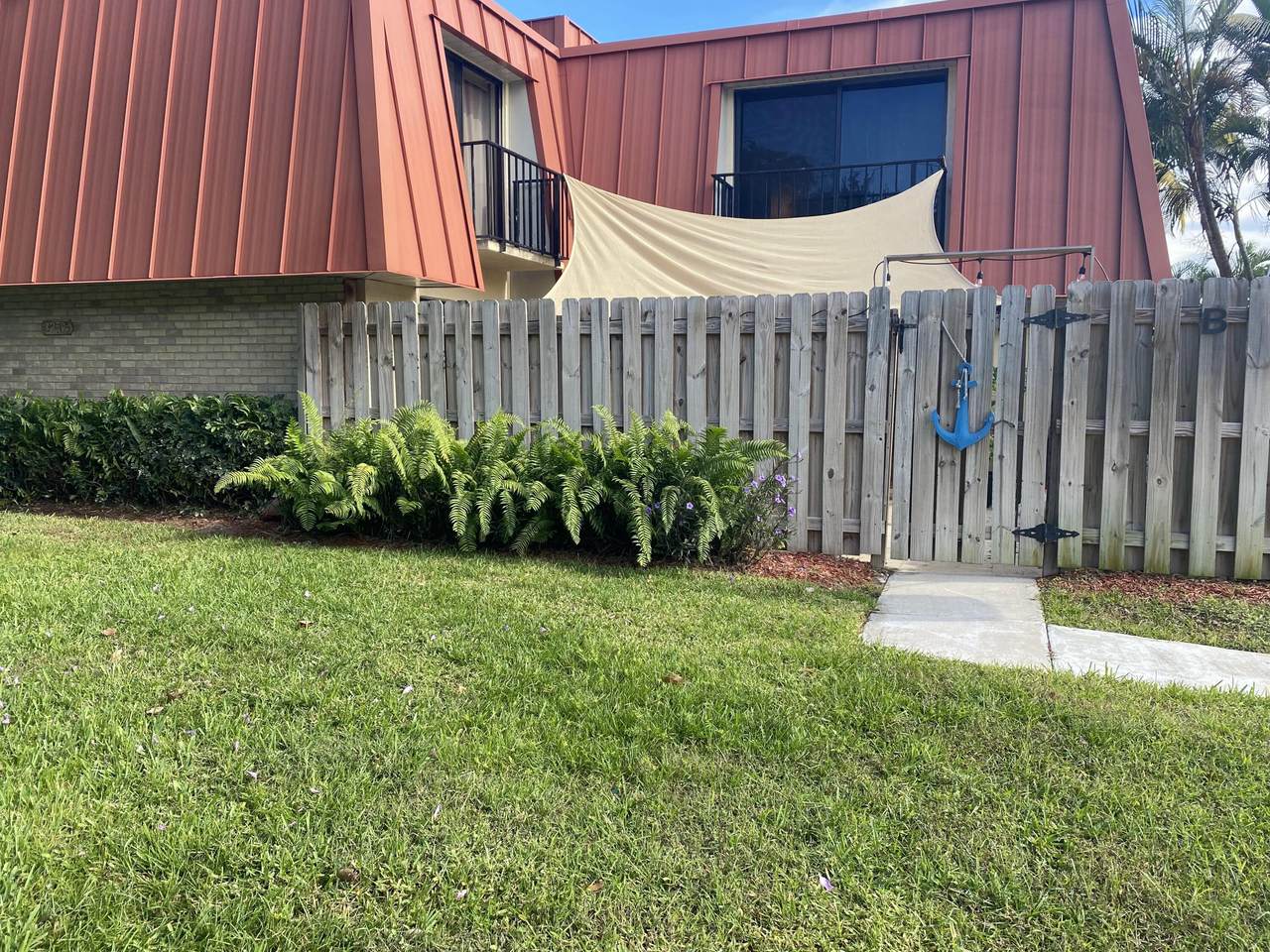 3259 Gardens East Drive - Photo 1
