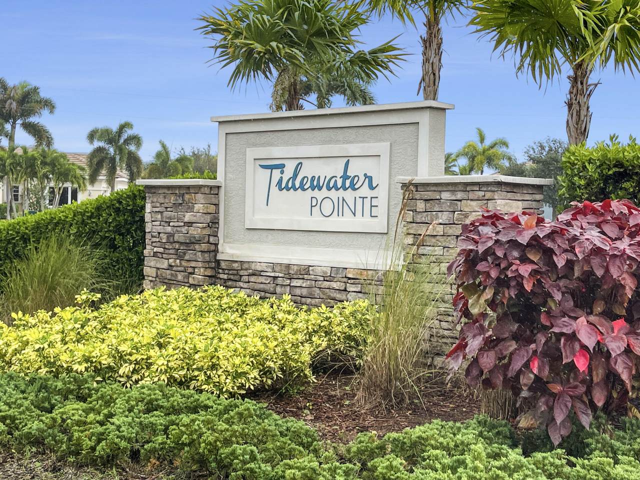 7430 Harbor Cove Drive - Photo 1