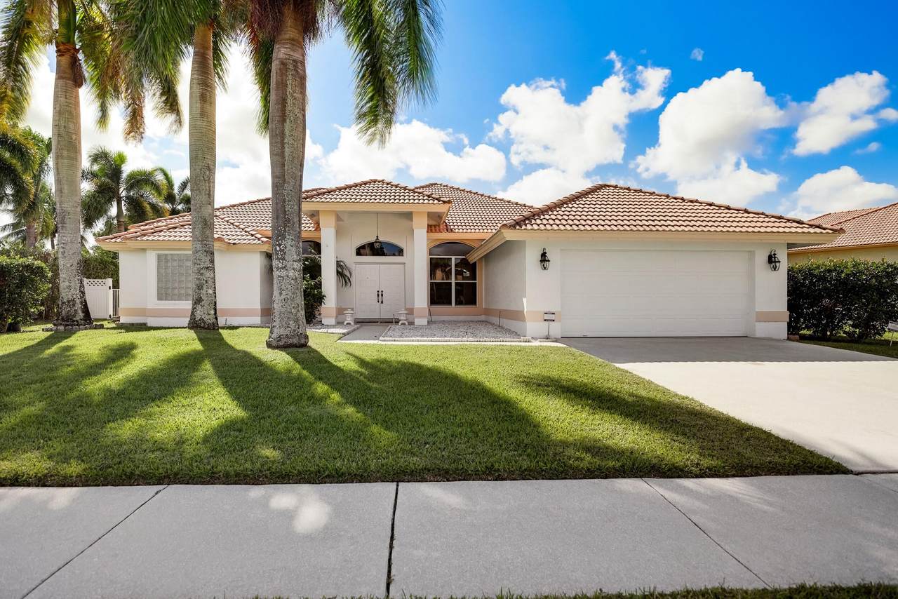 7208 Brickyard Circle - Photo 1