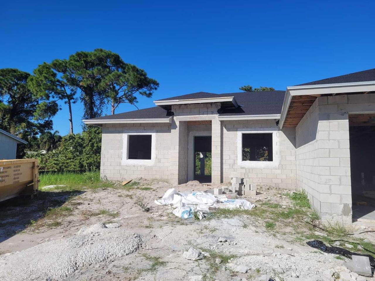 205 Chapman Avenue - Photo 1
