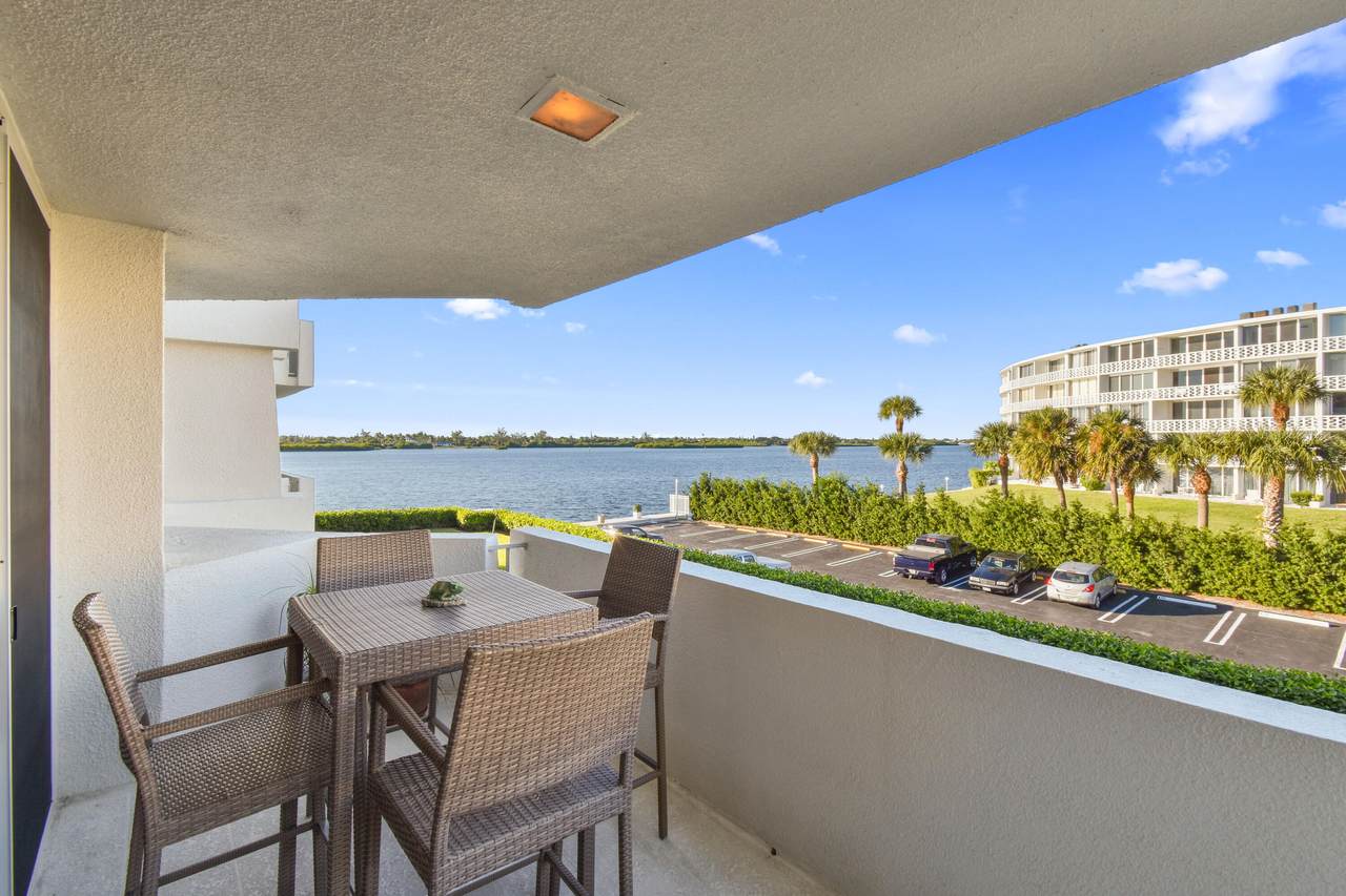 2773 Ocean Boulevard - Photo 1