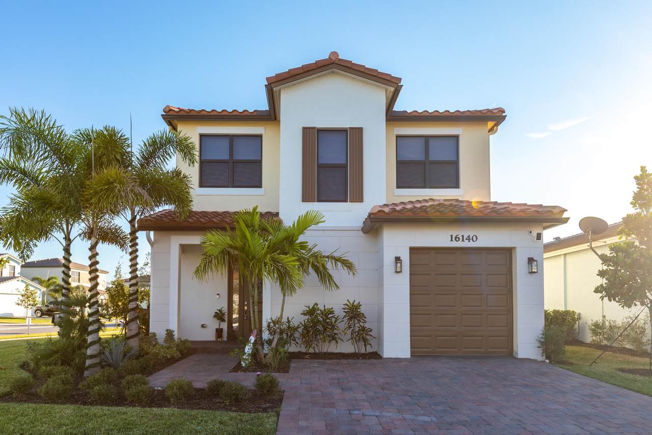 16140 Sea Glass Way - Photo 1