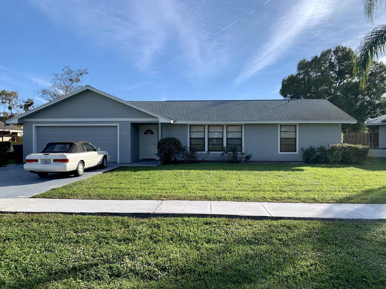 1875 Tulip Lane - Photo 1