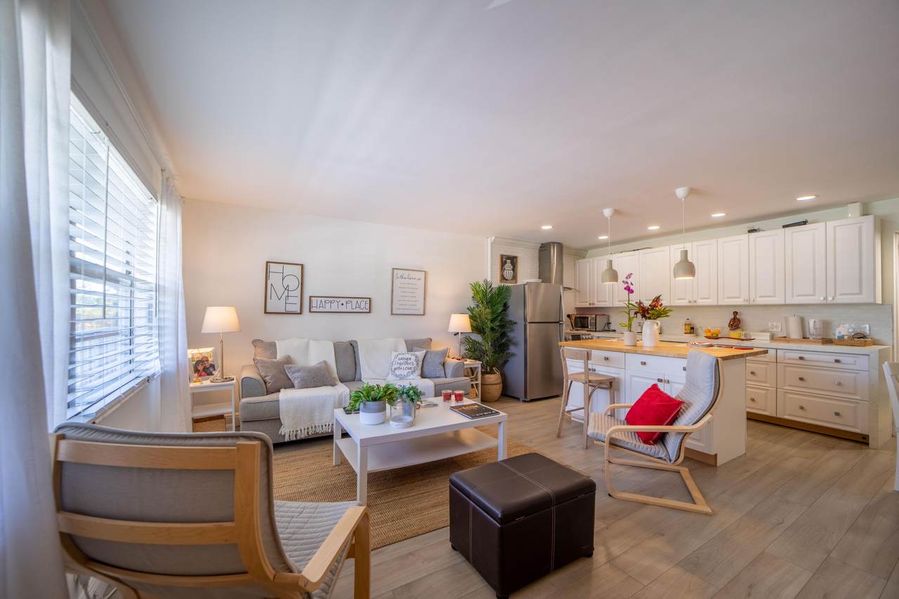 86 Farnham D - Photo 1