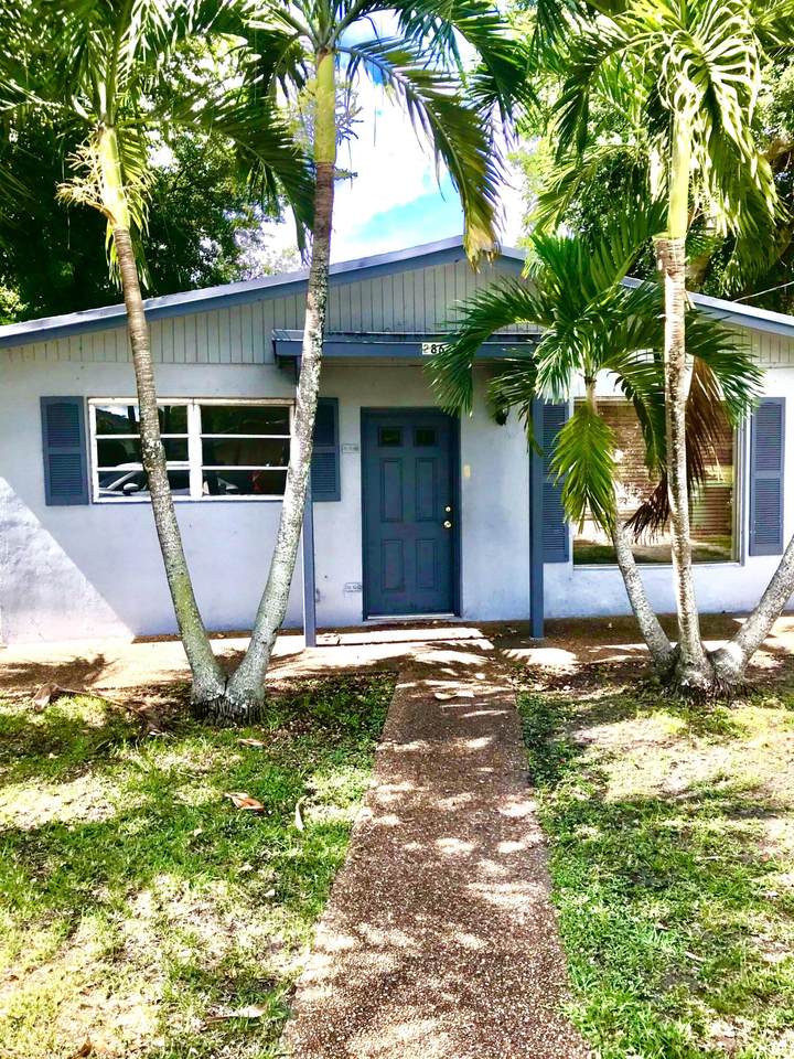 2866 9th Street - Photo 1