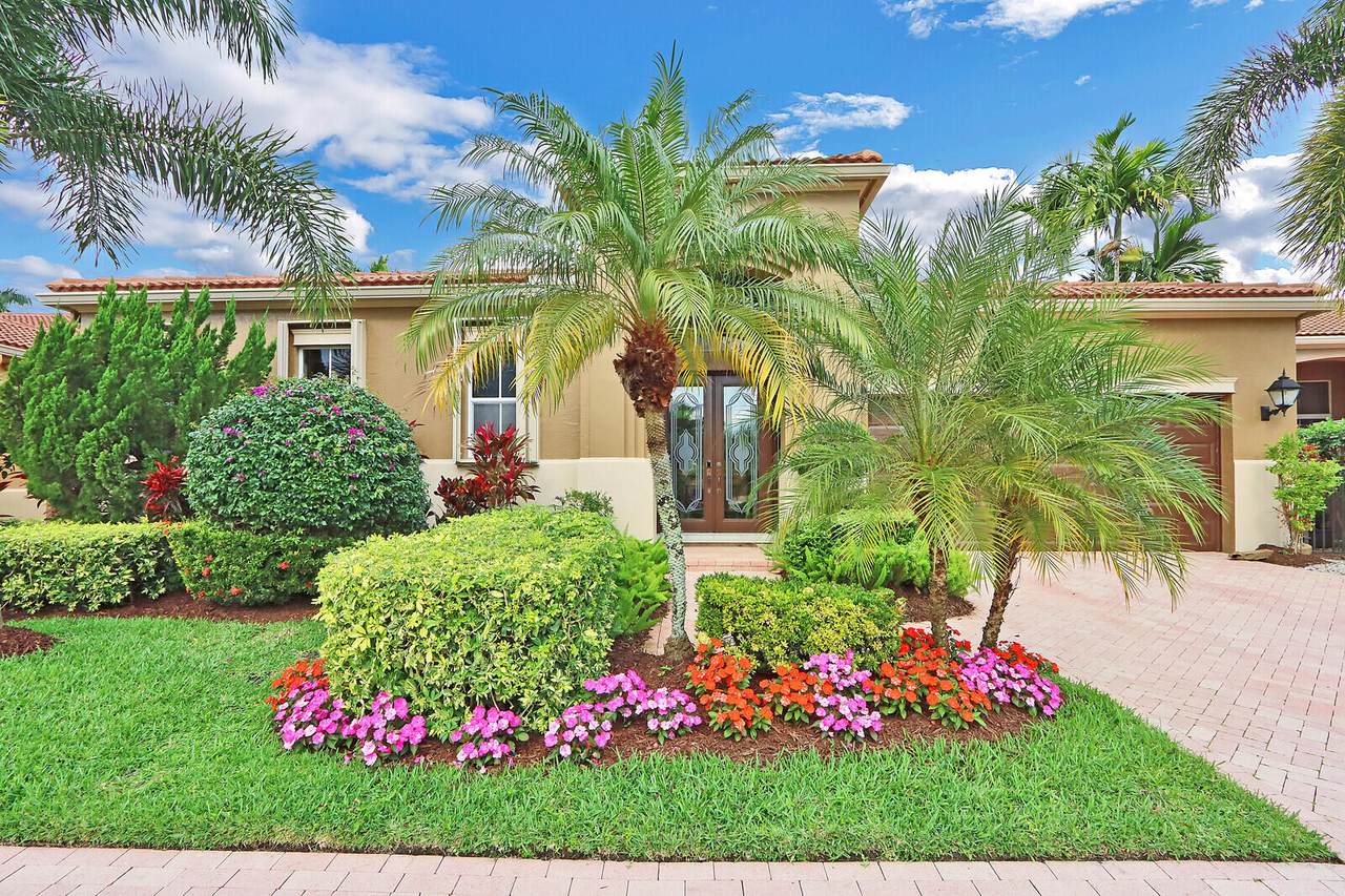 10780 Waterford Place - Photo 1