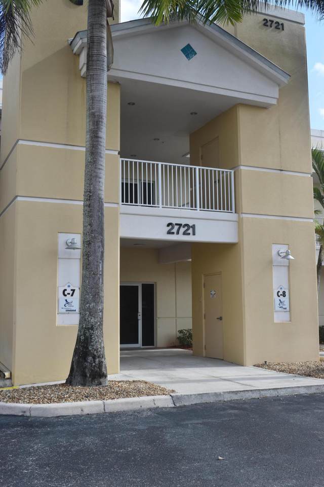 2721 Vista Parkway - Photo 1