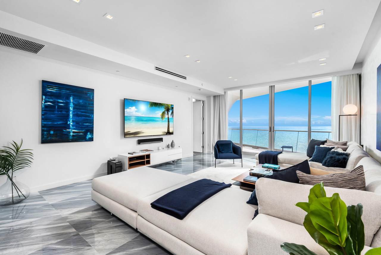 16901 Collins Avenue - Photo 1