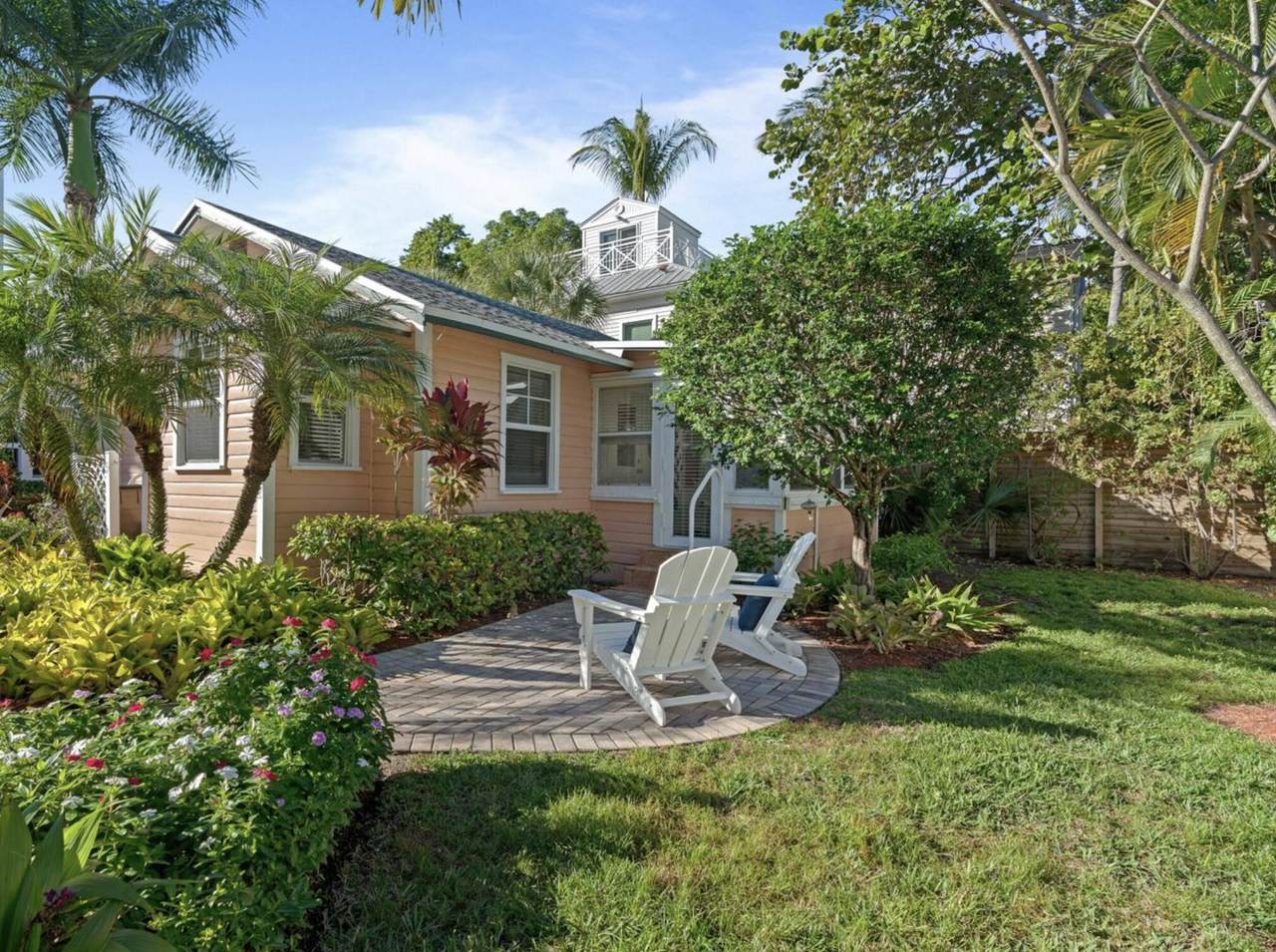118 7th Avenue - Photo 1
