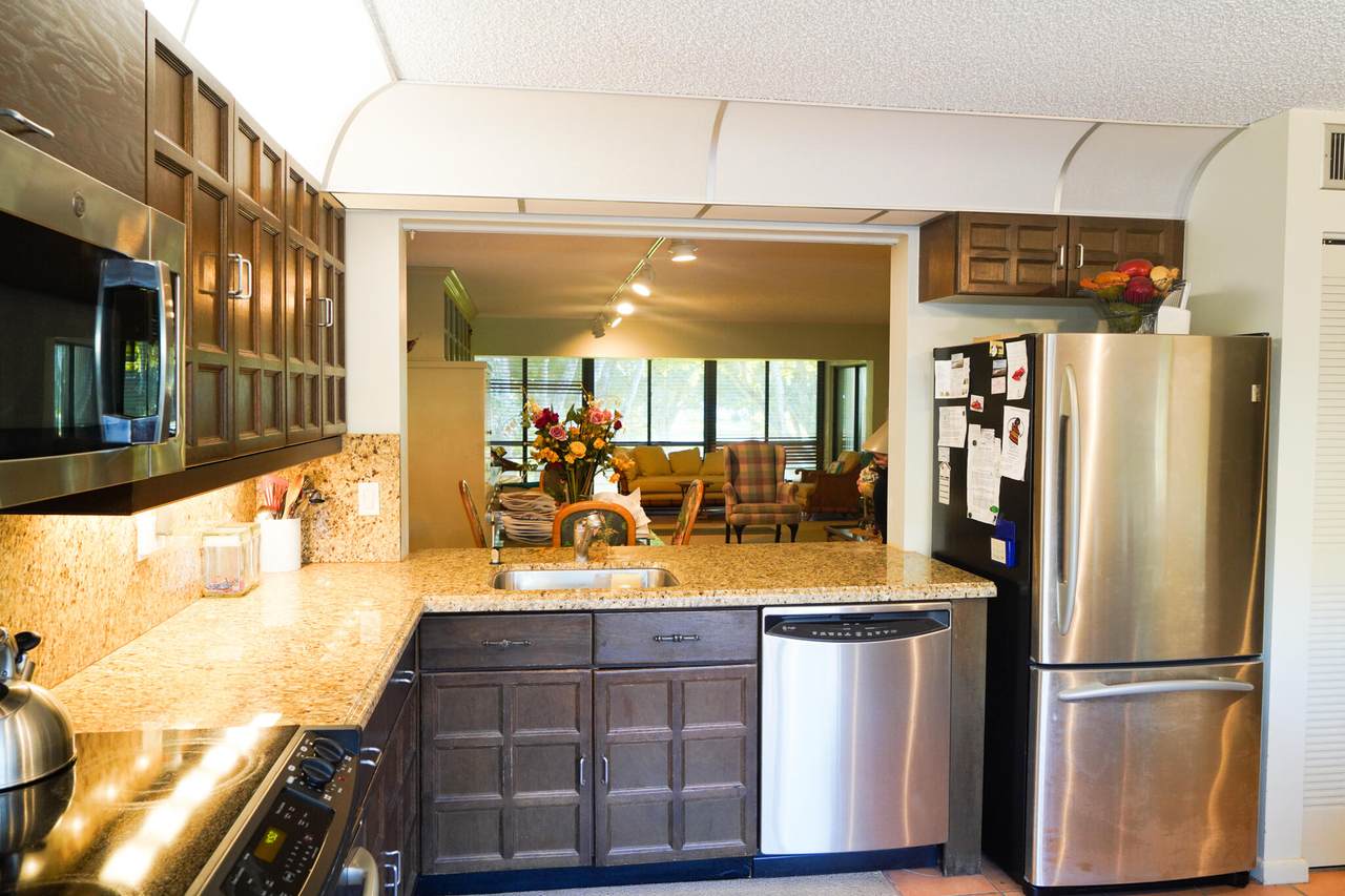 5547 Fairway Park Drive - Photo 1