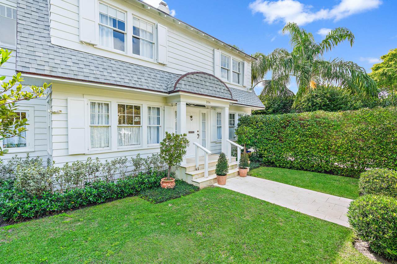 204 Westminster Road - Photo 1