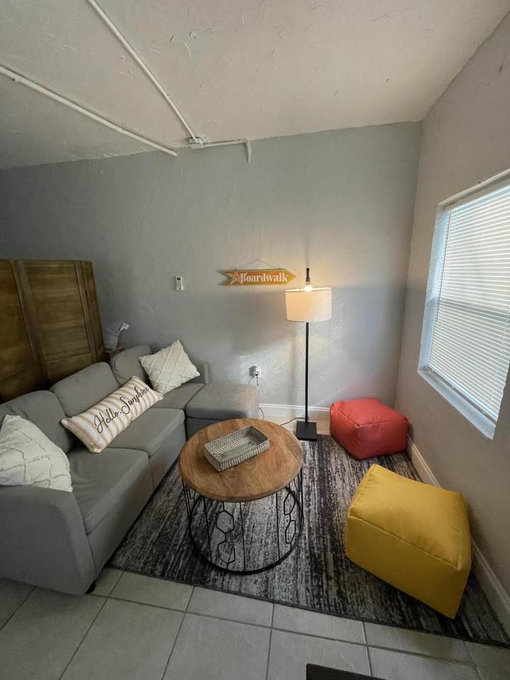619 Selkirk Street - Photo 1