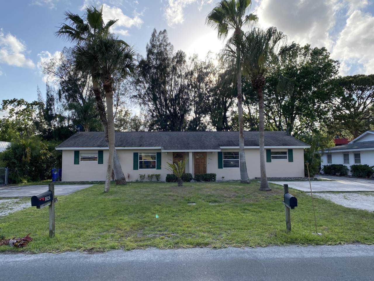 1525 41st Avenue - Photo 1