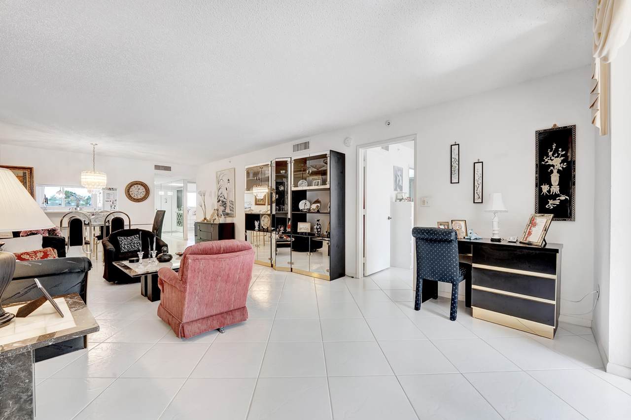 4734 Lucerne Lakes Boulevard - Photo 1