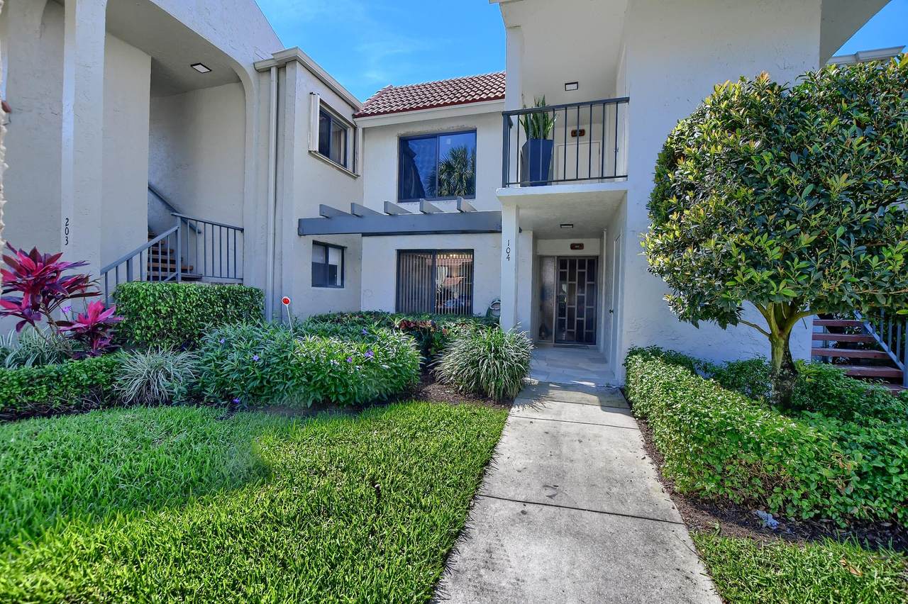 5547 Fairway Park Drive - Photo 1