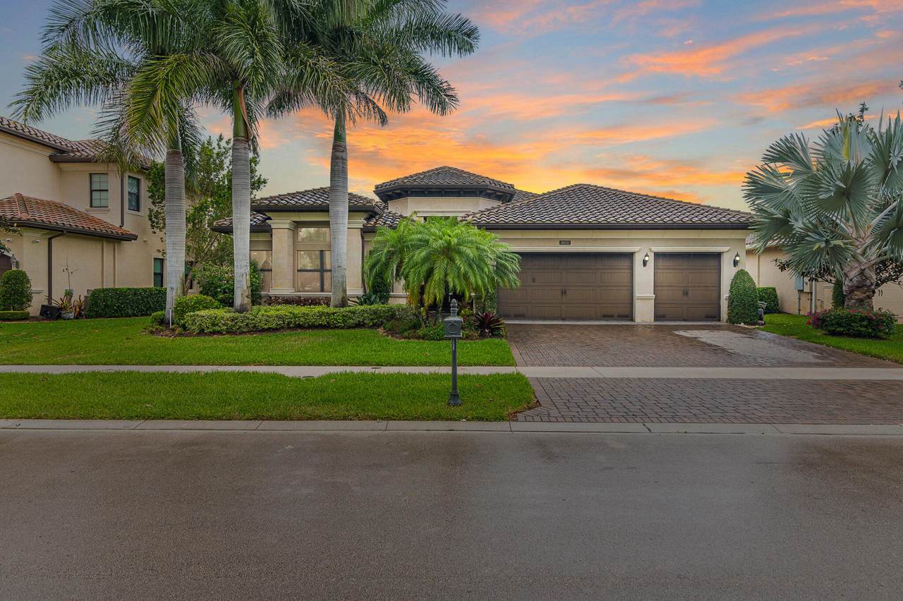 16631 Chesapeake Bay Court - Photo 1