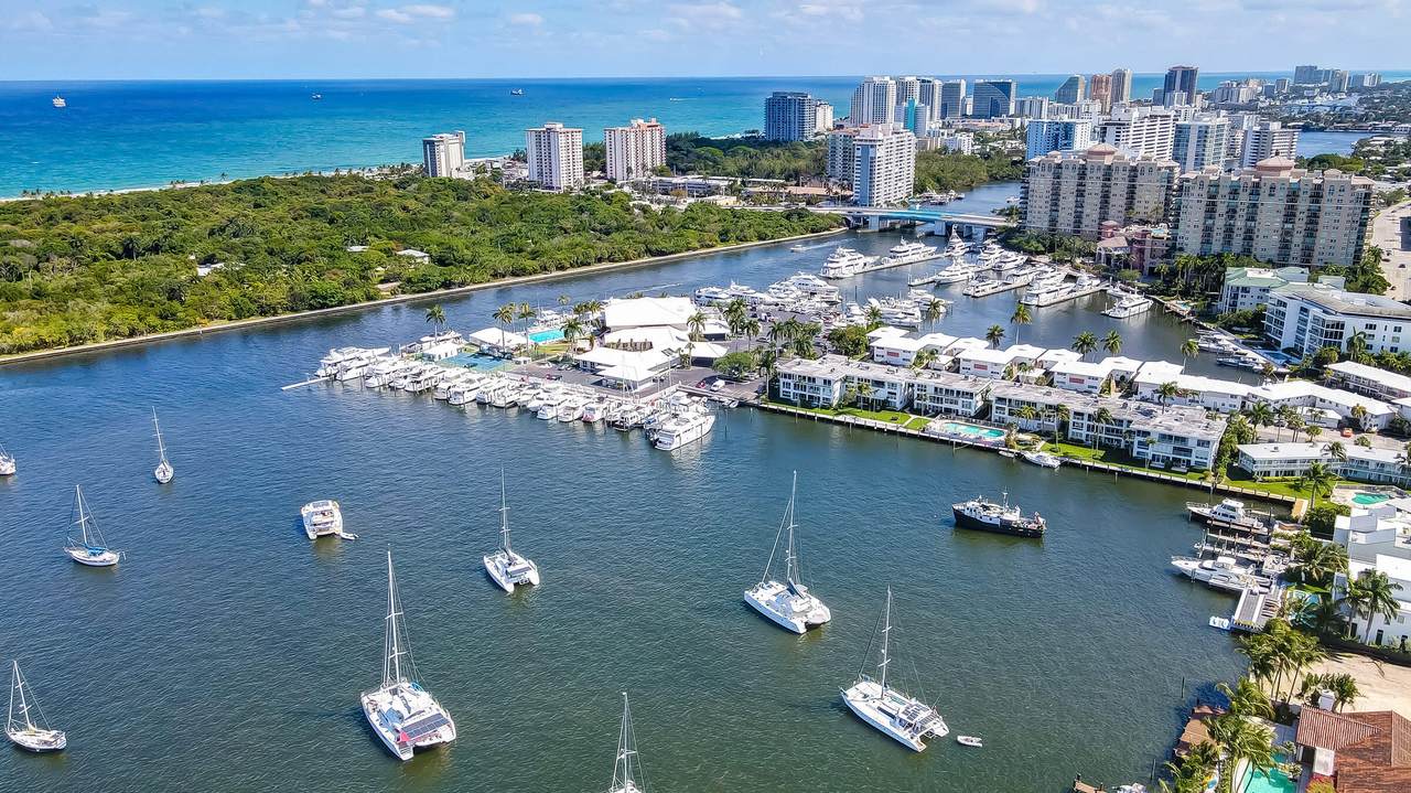 2727 Yacht Club Boulevard - Photo 1