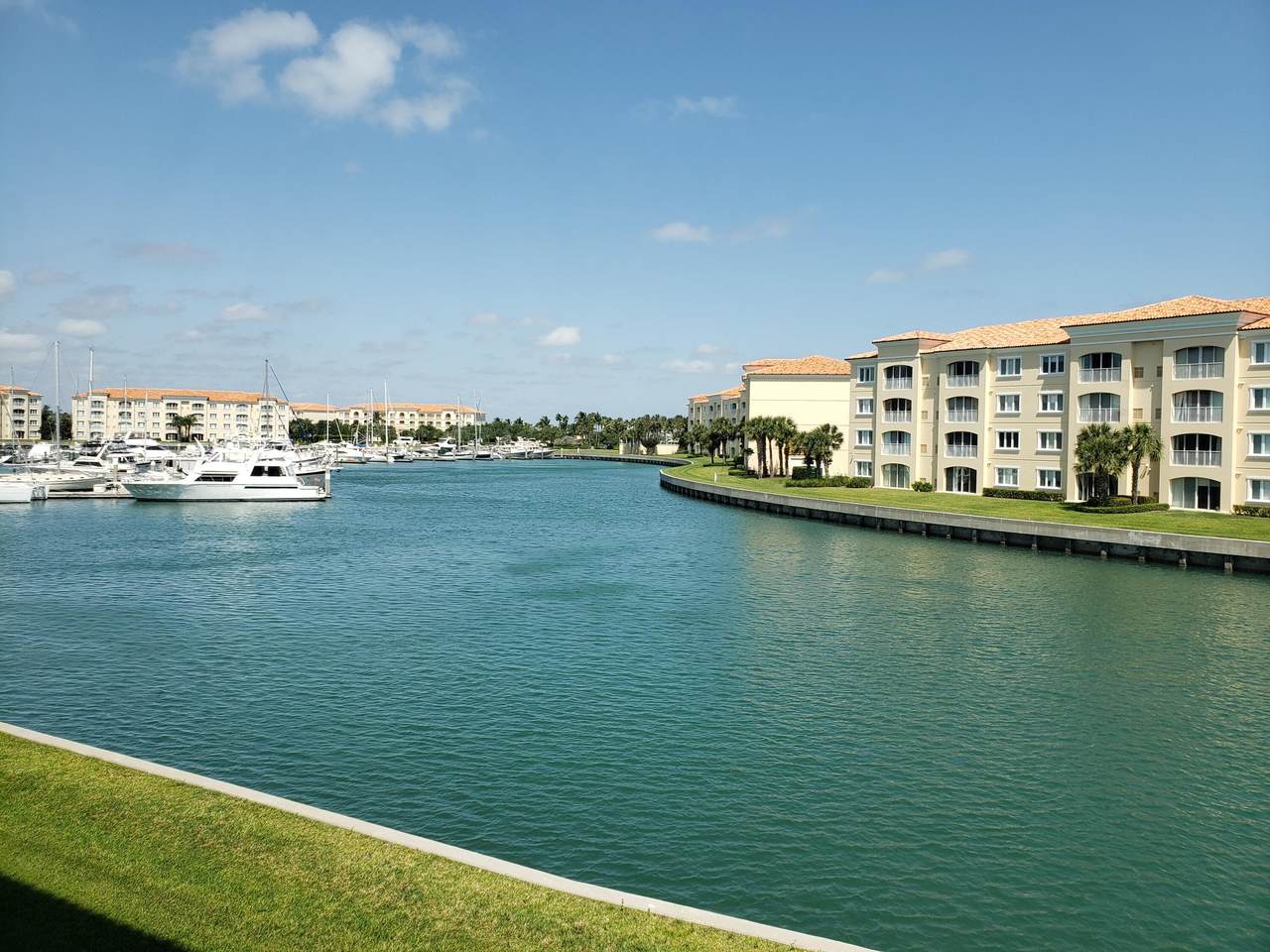 17 Harbour Isle Drive - Photo 1