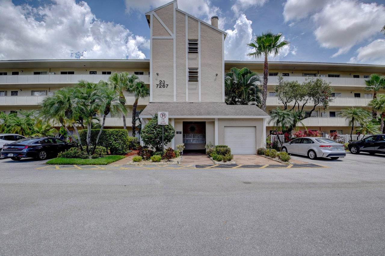 7267 Huntington Lane - Photo 1