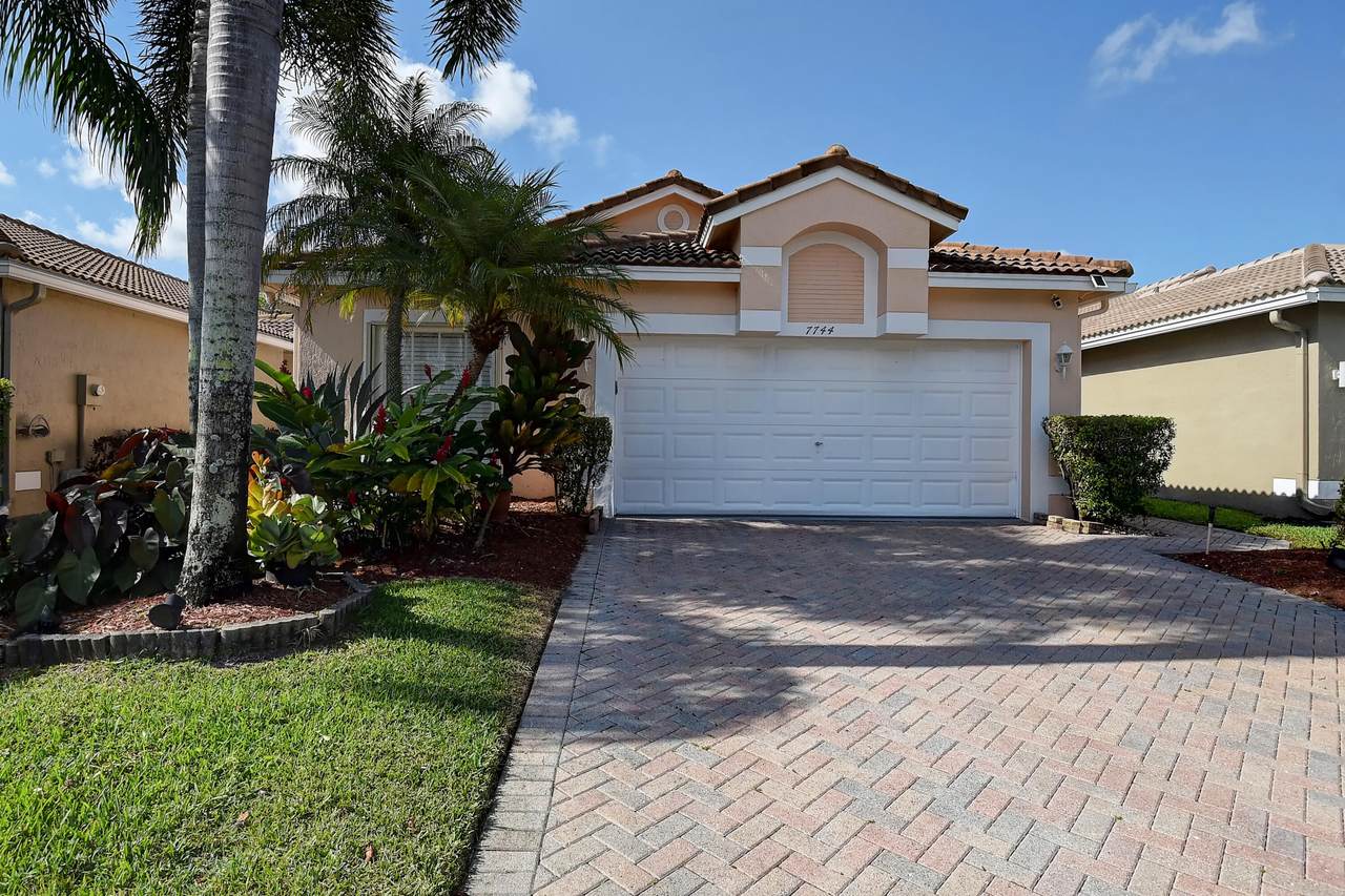 7744 Cherry Blossom Way - Photo 1