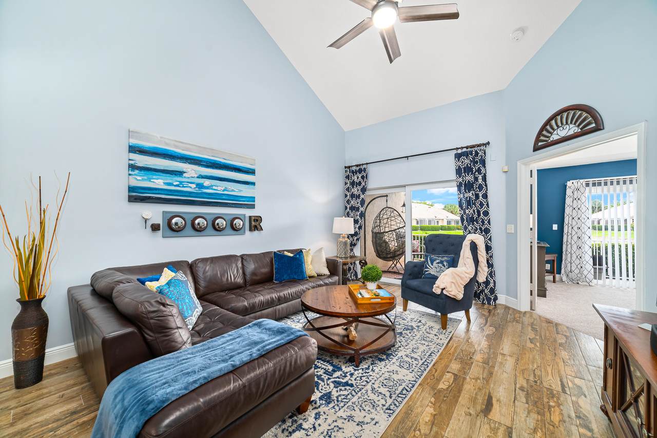 6204 74th Court - Photo 1