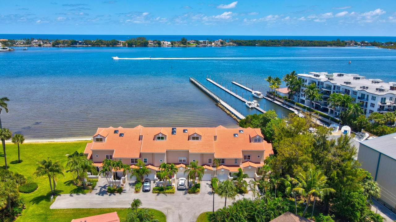 31 Lakeshore Drive - Photo 1