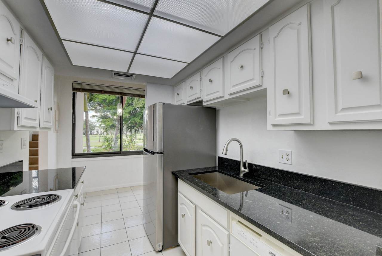 3309 Bridgewood Drive - Photo 1