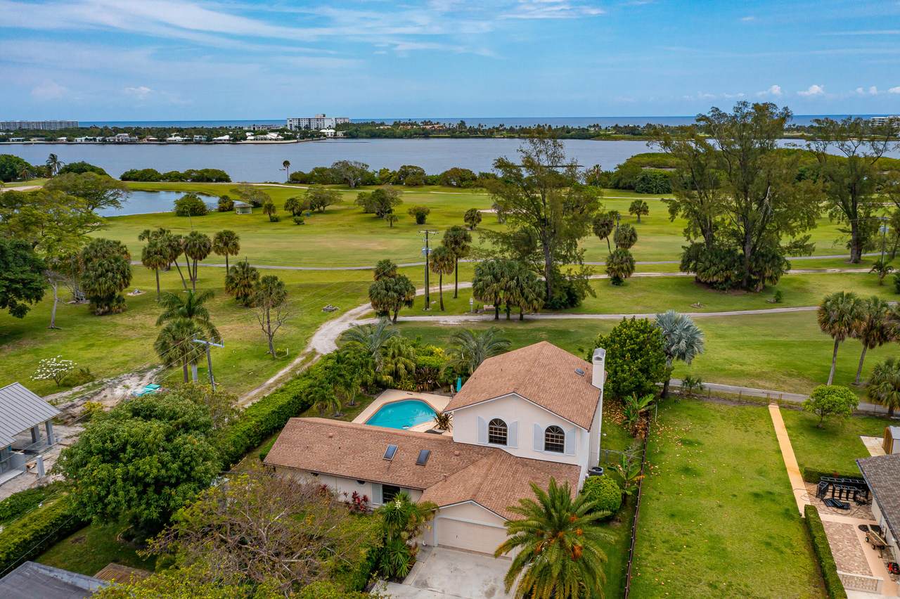 1324 Lakeside Drive - Photo 1