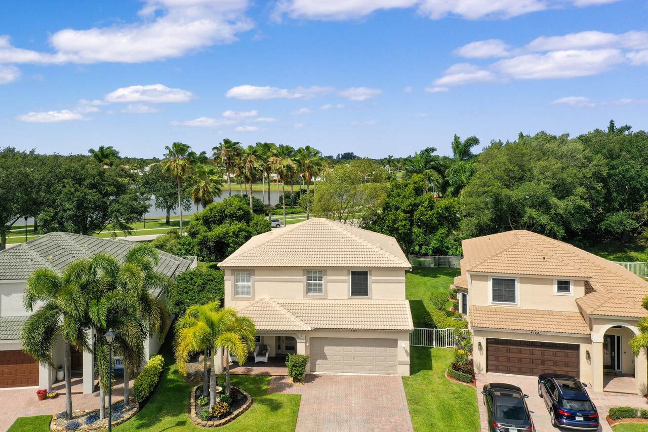 4161 Bluff Harbor Way - Photo 1